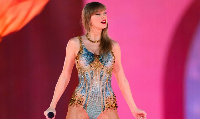 Taylor Swift en concert à Paris : Mode, coiffure... La chanteuse dit tout avec ses looks